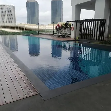 Gathering House Mosaic Midvalley 2Br 1K4Q 7-13Px Johor Bahru Exterior photo